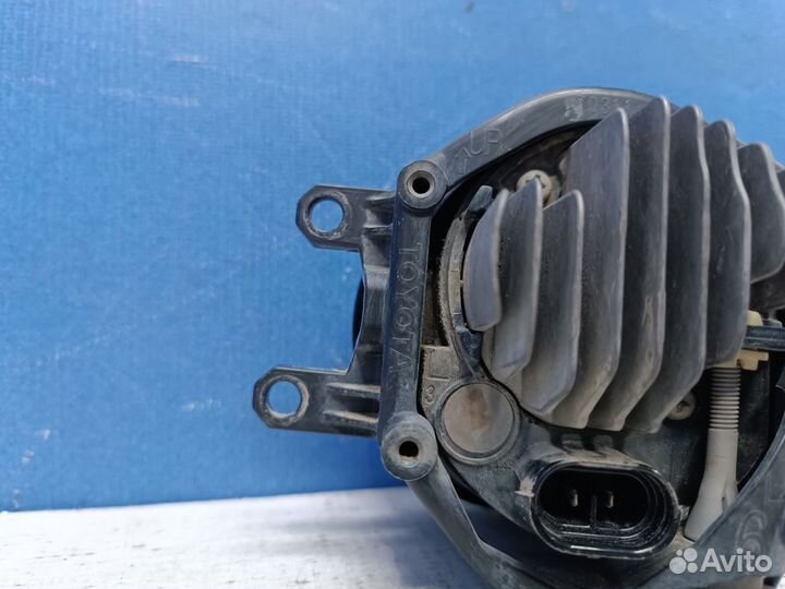 Фара птф Toyota Camry 8 хв70 2017-2024