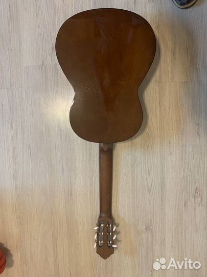 Гитара yamaha c40