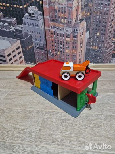 Гараж парковка трек заправка IKEA с эвакуатором