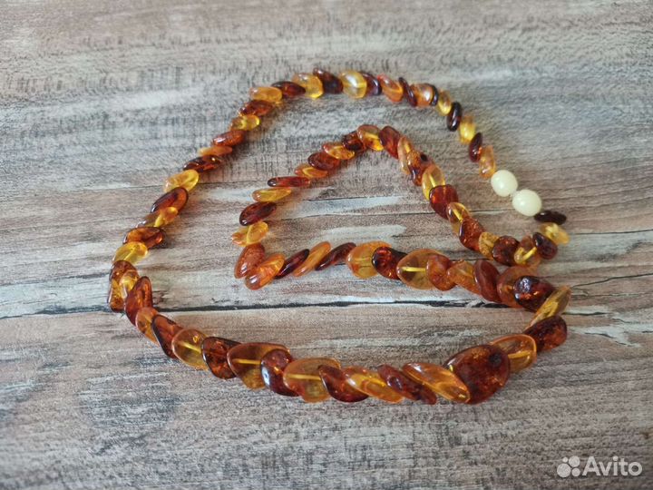 Янтарные бусы обработанные лечебные