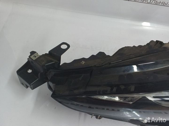 Фара левая Mazda 6