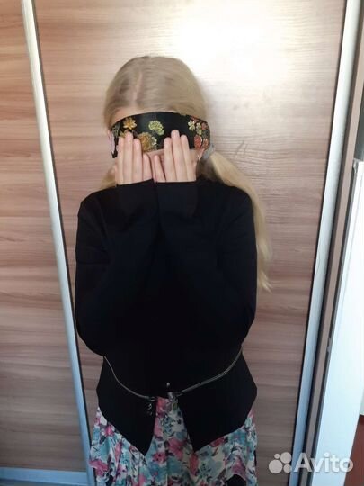 Жакет для девочки 10-11лет, новый