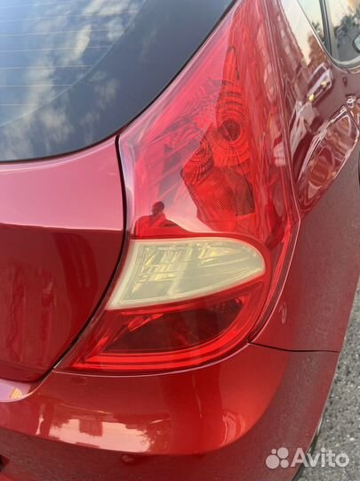 Задний правый фонарь на solaris хэтчбэк