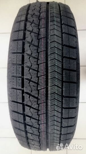 Bridgestone Blizzak VRX 245/50 R18 100S