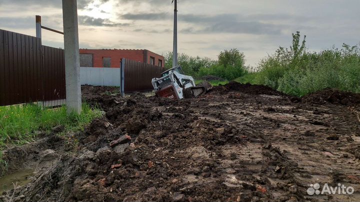 Гусеничный бобкэт