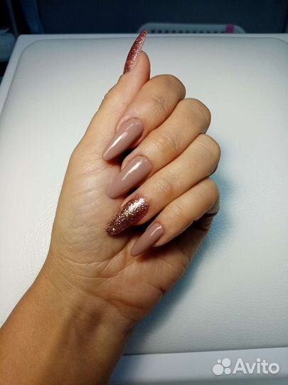 Мастер маникюра и педикюра