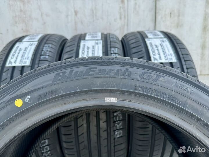 Yokohama BluEarth-GT AE-51 235/45 R18