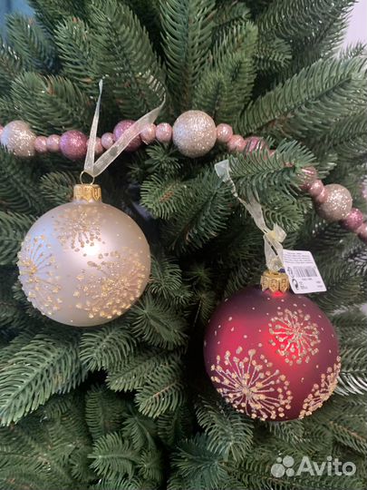 Елочные игрушки из стекла