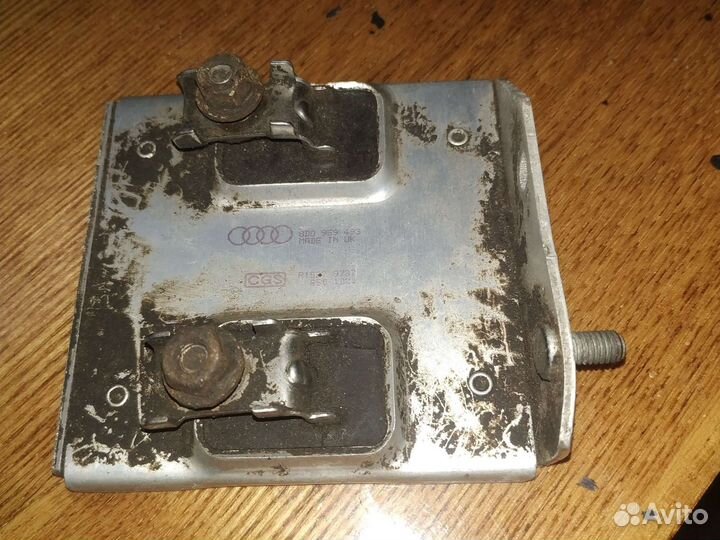 Резистор вентилятора 8D0959493 Audi VW