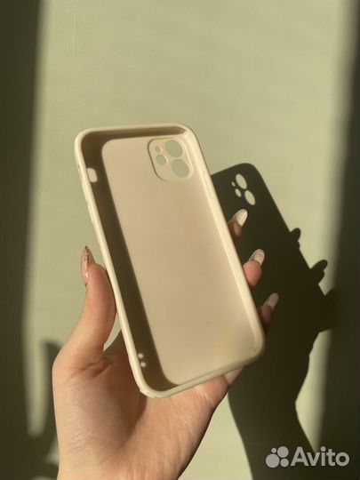 Чехол на iPhone 11