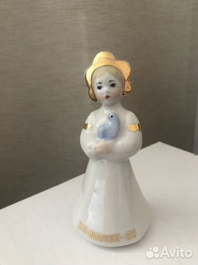 Фарфоровые статуэтки СССР Катюша-85