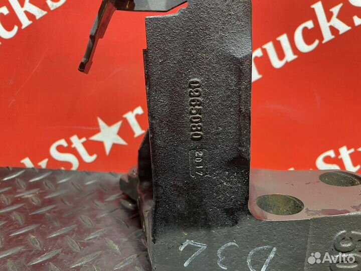 Кронштейн двигателя задний левый Daf XF106