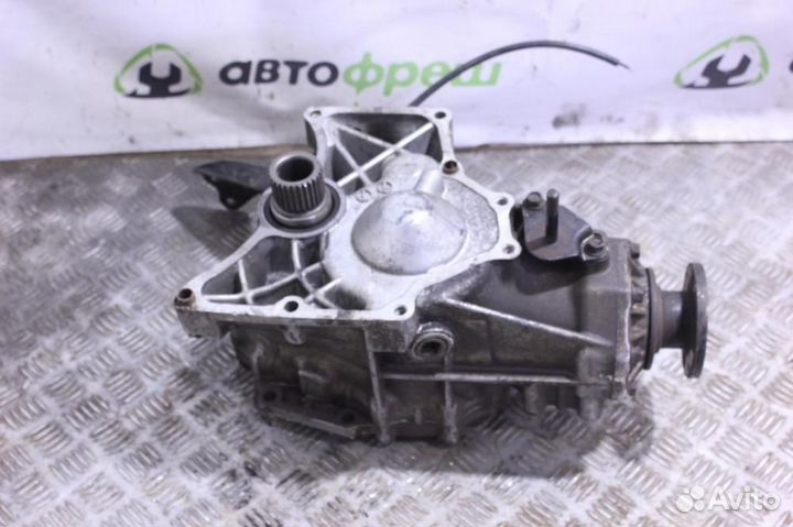 Коробка раздаточная Nissan Avenir 1995