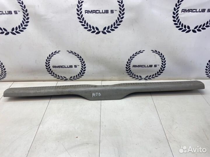 Накладка задней панели Mazda Mpv 2.5 GY-DE 2001