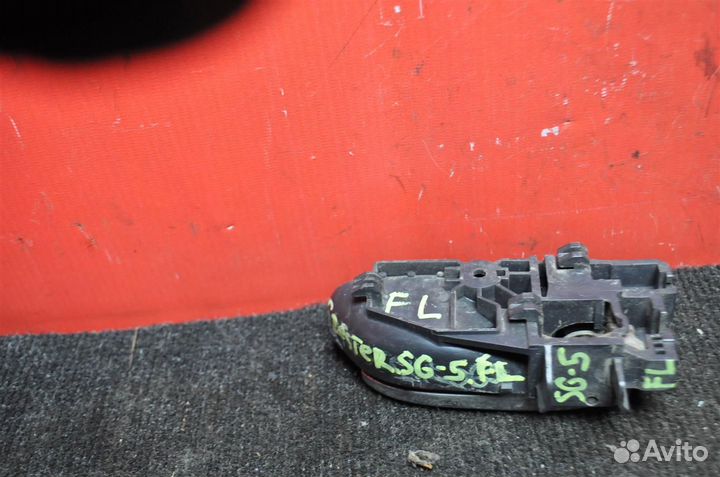 Ручка двери внутренняя передняя левая subaru FOR