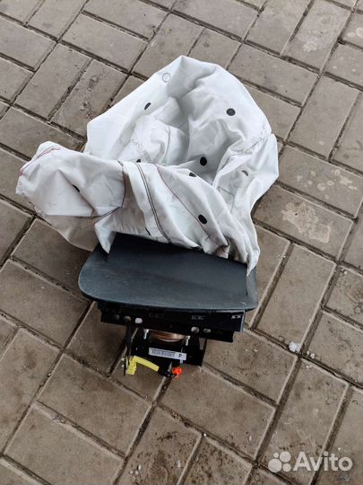 Подушка безопасности пассажира Nissan note HE-12