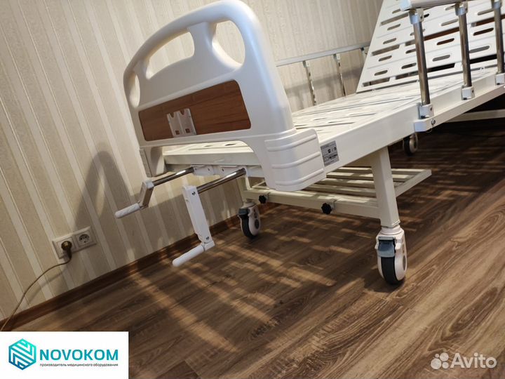 Медицинская кровать E-8 с дугой и инф стойкой