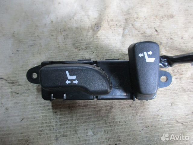 Кнопка регулировки сидения правая Nissan Teana J32