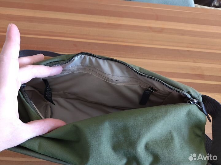 Сумка Bellroy Sling 7L