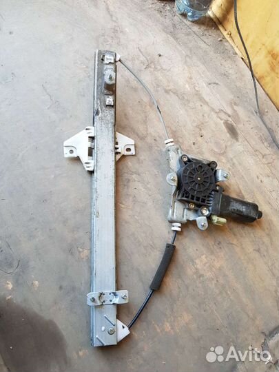Стеклоподьемник задний Hyundai accent