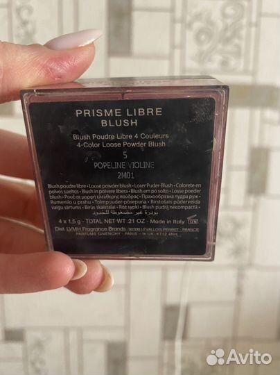 Givenchy румяна