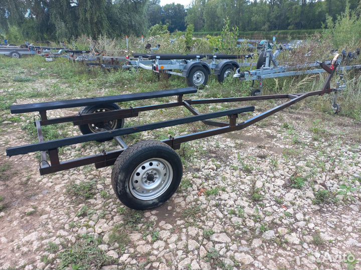 Лодочный прицеп