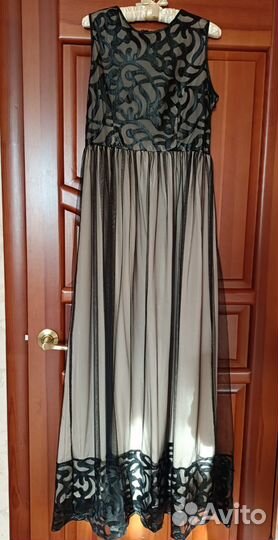 Вечернее платье