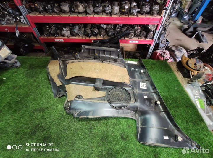 Обшивка салона задняя правая Nissan Skyline CPV35