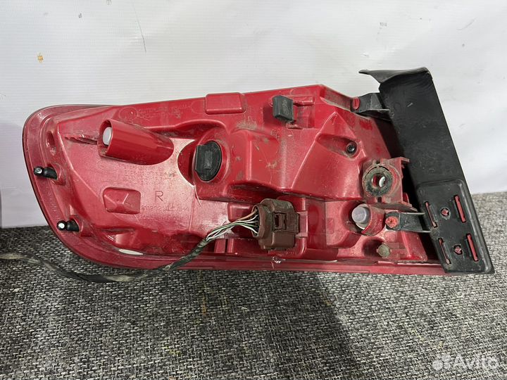 Фонарь левый правый Audi A4 B8 Allroad Avant