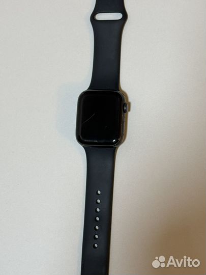Смарт-часы Apple Watch SE 44mm Space Gray