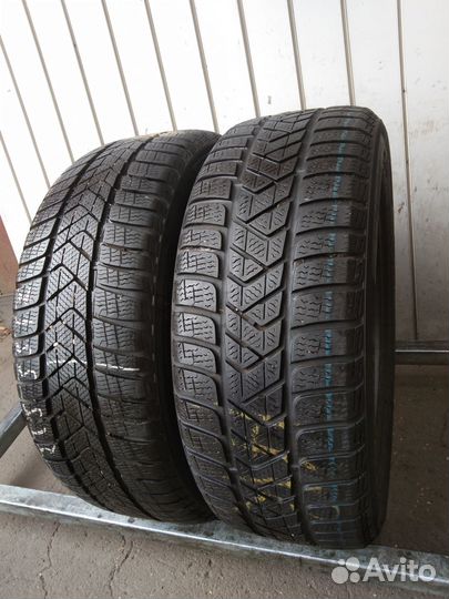 Pirelli Winter Sottozero 3 215/55 R17 98V