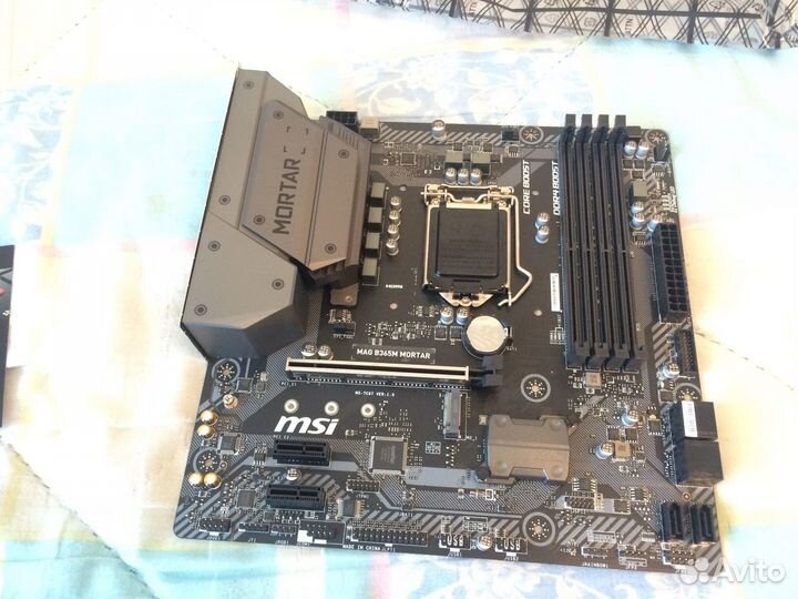 MSI B365M mortar + i5-9400F + HyperX fury 16Gb