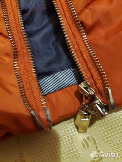 Пуховик женский