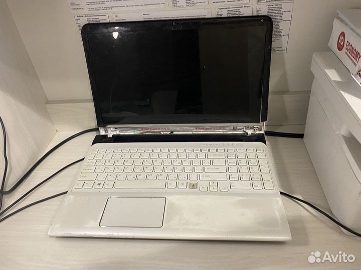 Продам ноутбук на запчасти