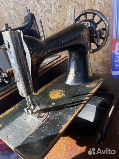 Швейная машина