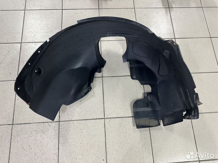 Подкрылок передний правый Форд Фокус 3 Focus 3