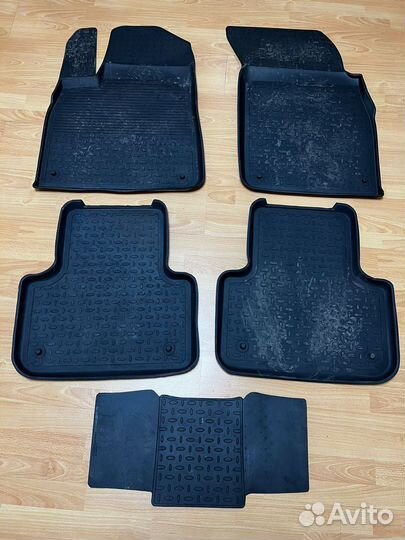 Коврики резиновые в салон Audi Q7 4M