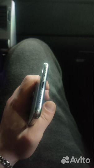 iPhone X, 64 ГБ