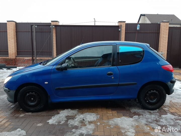 Peugeot 206 1.1 МТ, 1999, 280 000 км