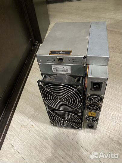 Antminer T17e на запчасти