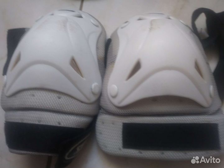 Роликовые коньки Roces женские 41 размер