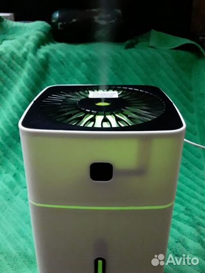 Увлажнитель воздуха мини Humidifier.Новый