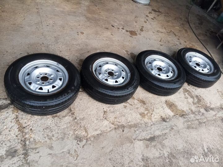 Продам комплект колес р13 на любые модели ваз