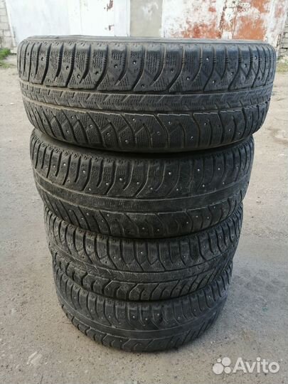Bridgestone Ice Cruiser 7000 185/55 R16