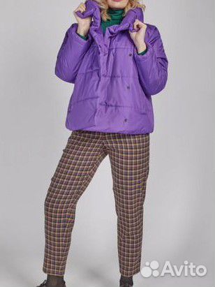 Пуховик р 52 женский