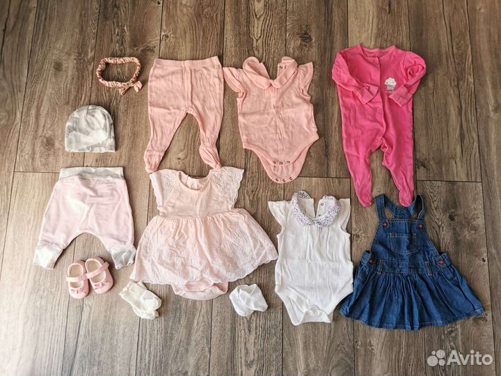 Пакетом Chicco, H&M, Mothercare на девочку 1-4м