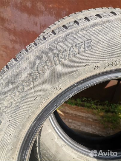 Michelin CrossClimate 215/65 R16