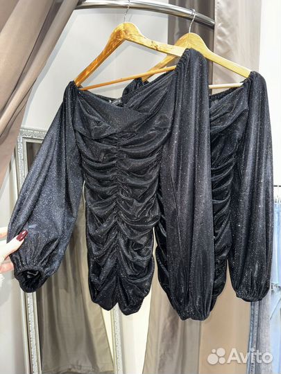 Веченее мини платье черное