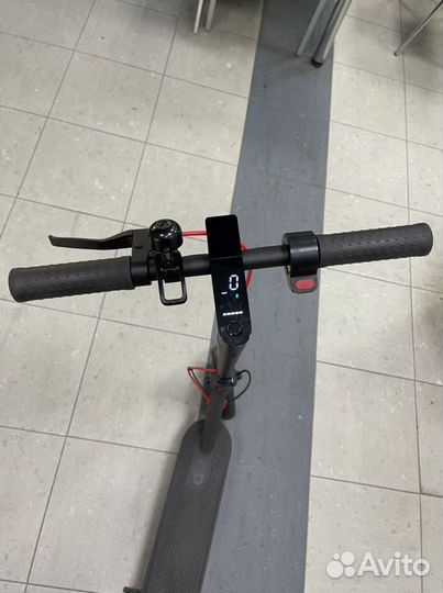 Электросамокат xiaomi m365 pro