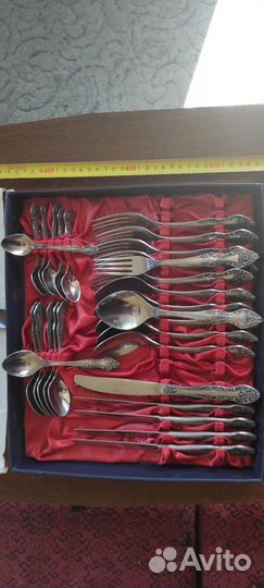 Набор столовых приборов